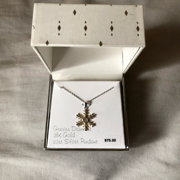 Genuine Diamond 18k Gold Snowflake Pendant - Picture 1 of 2